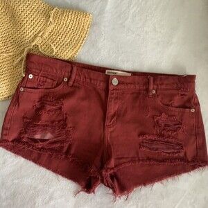 VINTAGE 𝅺Garage distressed jean shorty short burgundy size 29